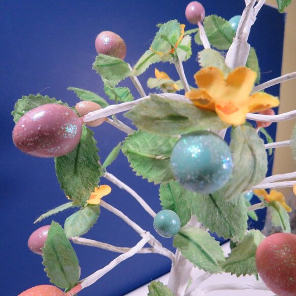 Easter Egg Tree 18" tall with eggs & flowers w picket fence - Picture 7 of 11